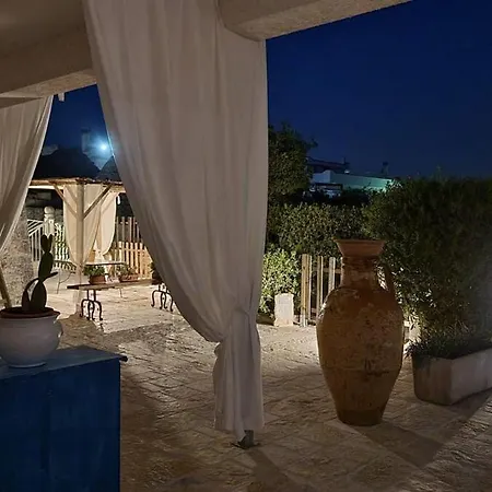 Feriehus Valle D'itria Trulli E Alcova Mikael Cisternino