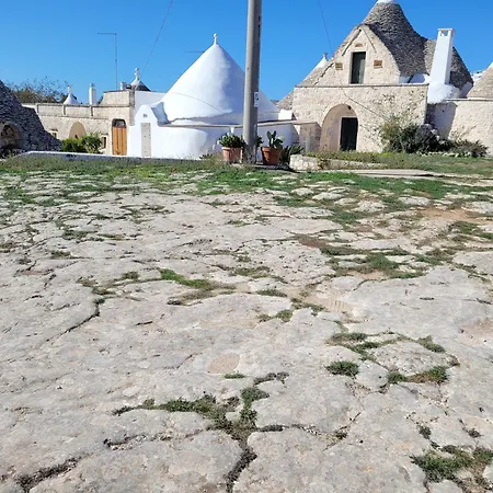 Feriehus Valle D'itria Trulli E Alcova Mikael Cisternino