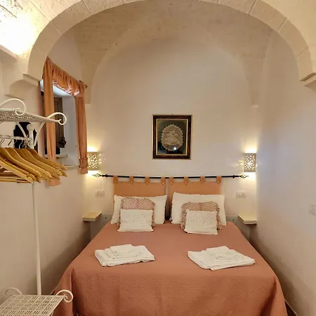 Feriehus Valle D'itria Trulli E Alcova Mikael *