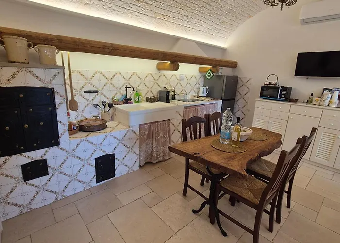 Valle D'itria Trulli E Alcova Mikael Vakantiehuis