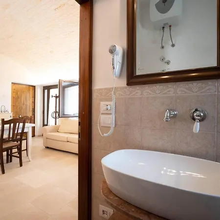 Holiday home Valle D'itria Trulli E Alcova Mikael