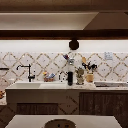 Valle D'itria Trulli E Alcova Mikael