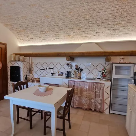 Holiday home Valle D'itria Trulli E Alcova Mikael