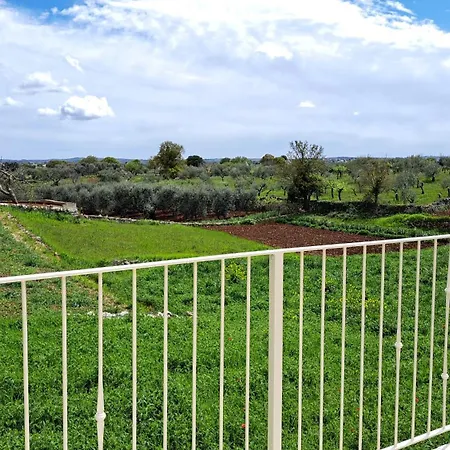 Valle D'itria Trulli E Alcova Mikael Holiday home *