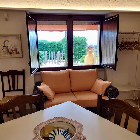 펜션 Valle D'itria Trulli E Alcova Mikael 치스테르니노