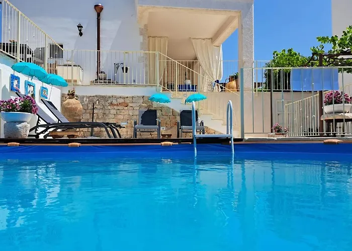 Valle D'itria Trulli E Alcova Mikael Nyaraló *