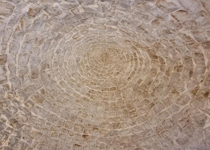 Valle D'itria Trulli E Alcova Mikael *